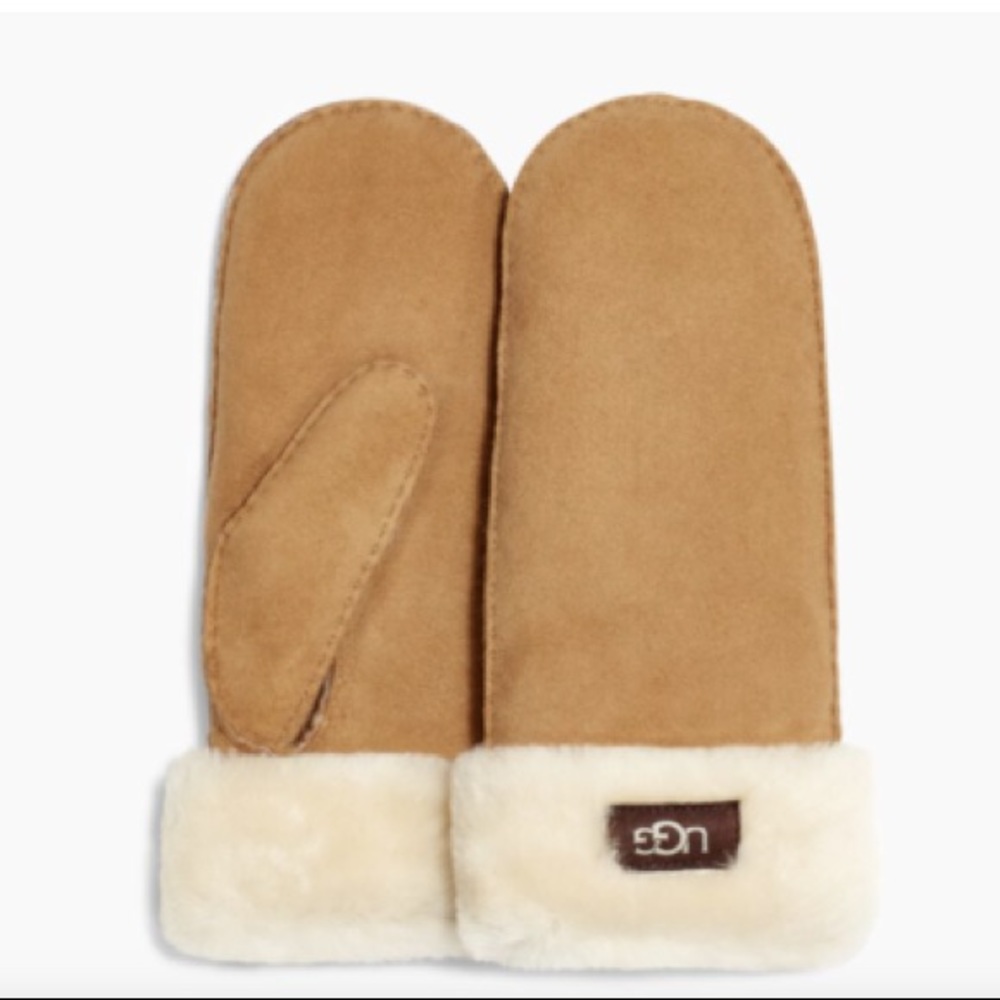 Ugg sheepskin mittens NWT